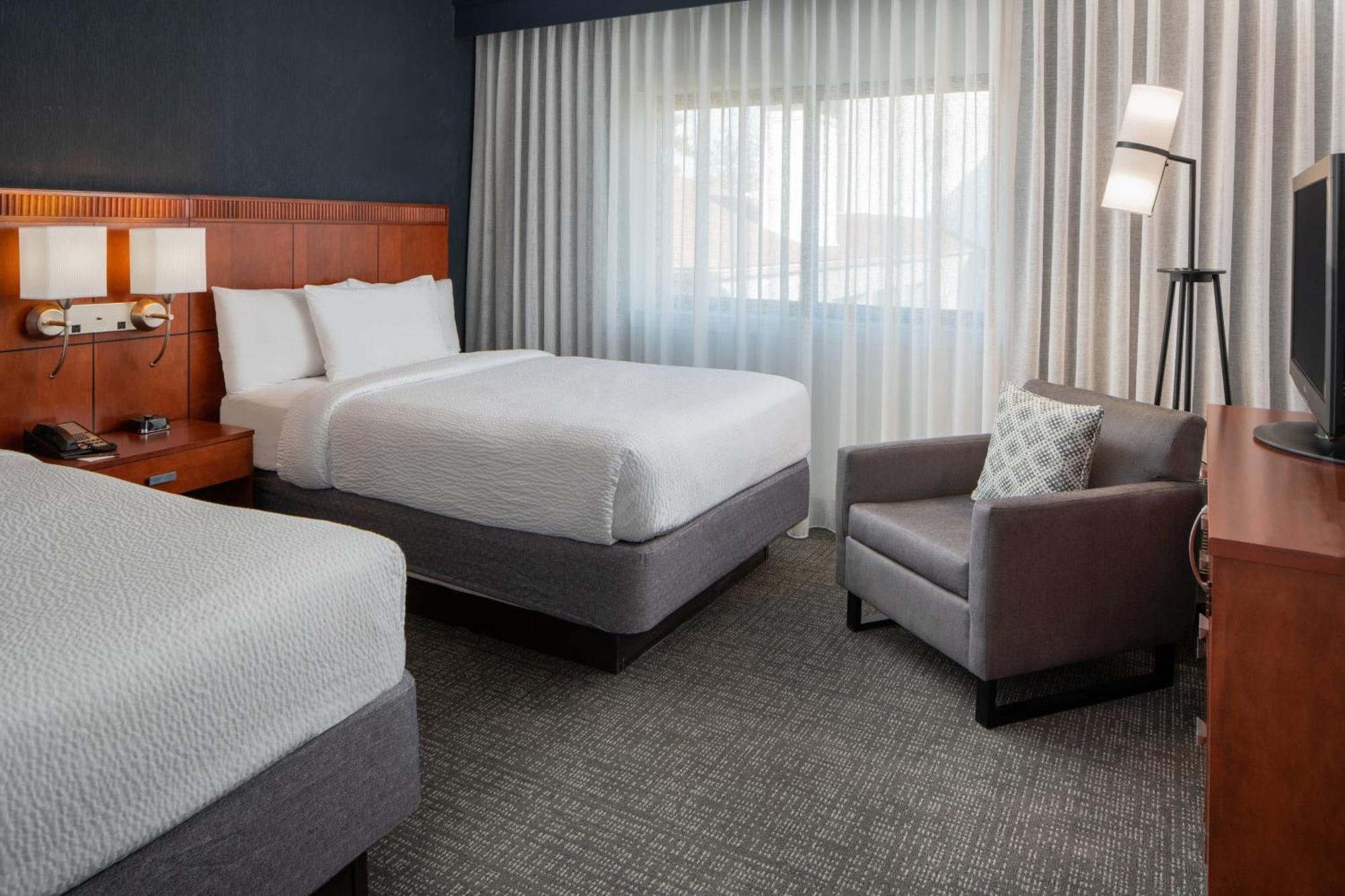 Courtyard By Marriott Dulles Airport Herndon/Reston Exterior foto